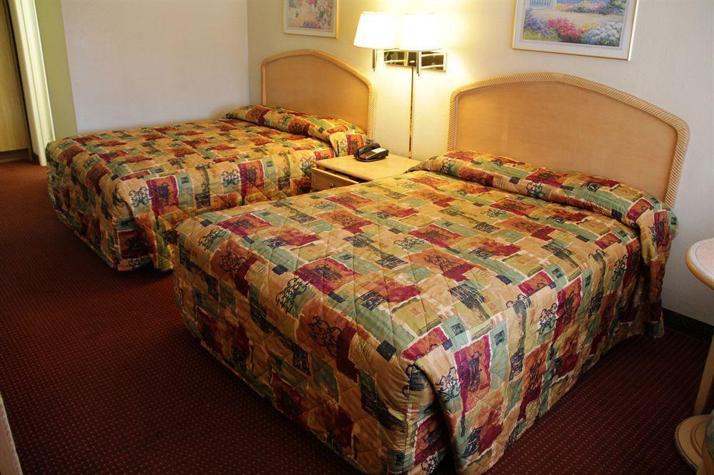 Relax Inn & Suites El Cajon Ngoại thất bức ảnh